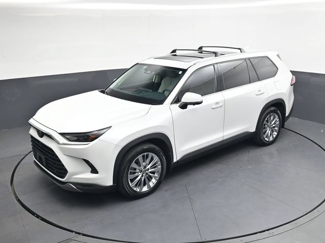 Used 2024 Toyota Grand Highlander AWD image 30