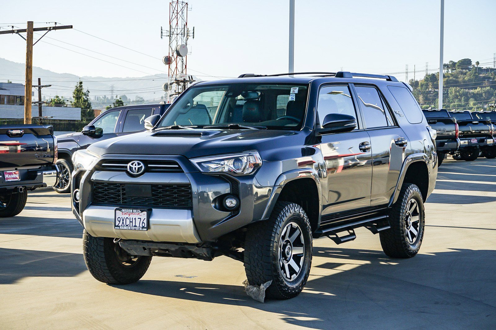 Certified 2021 Toyota 4Runner TRD Off-Road Premium w/ Moonroof Package AWD/4WD image 6