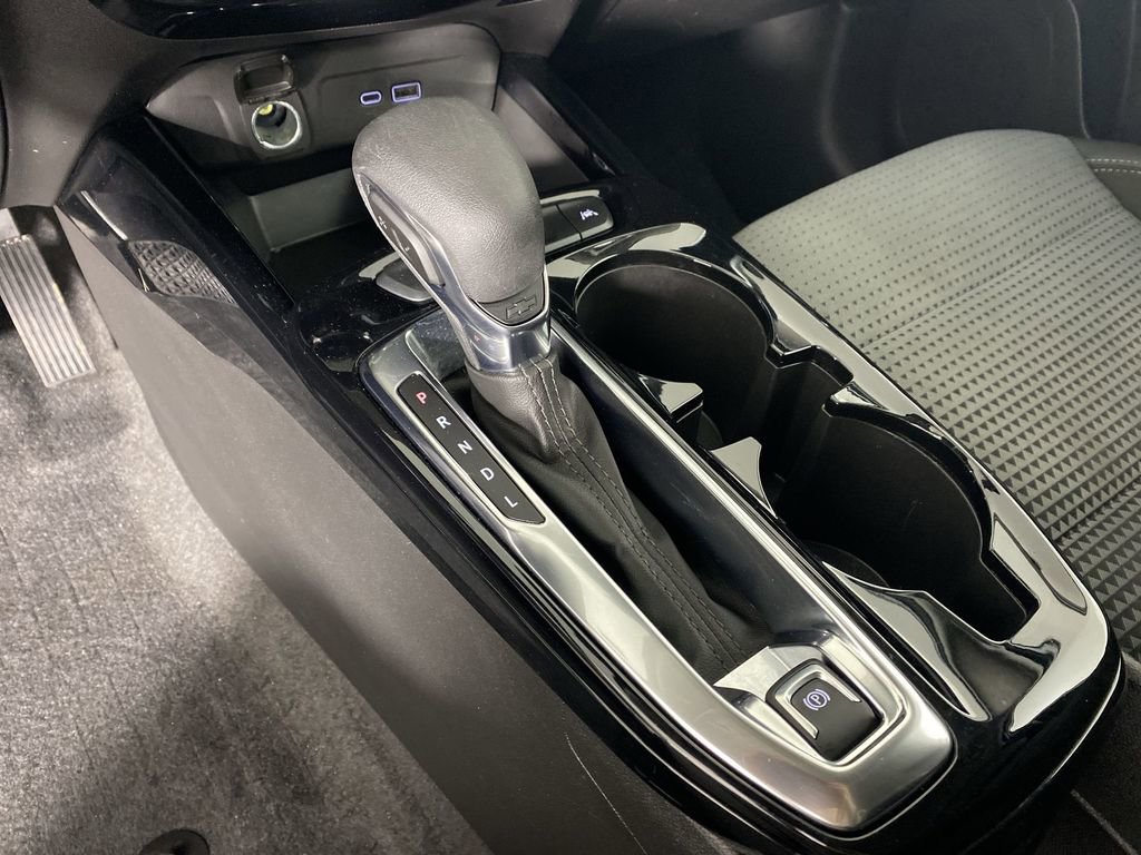 Certified 2025 Chevrolet Trax LT w/ Driver Confidence Package image 18