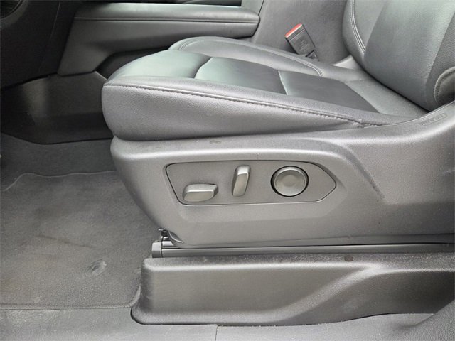 Used 2025 Chevrolet Tahoe LT image 28