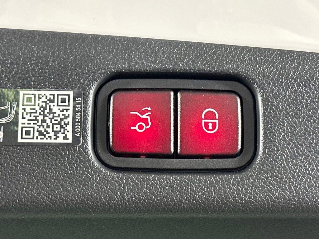 Certified 2025 Mercedes-Benz E 350 Sedan image 21