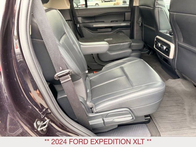 Used 2024 Ford Expedition XLT image 14
