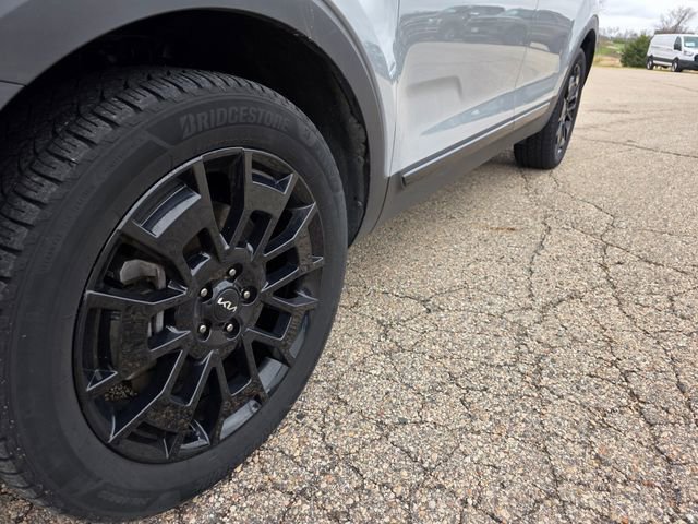 Used 2022 Kia Telluride EX w/ EX Premium Package image 35