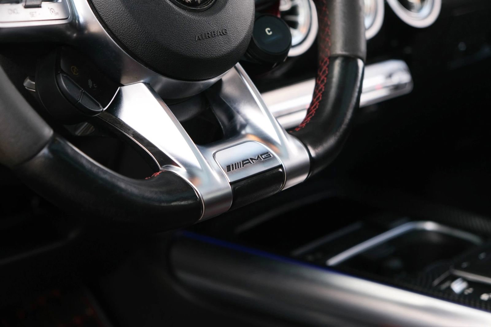 Used 2022 Mercedes-Benz GLA 45 AMG GLA 45 Sport Utility 4D image 22