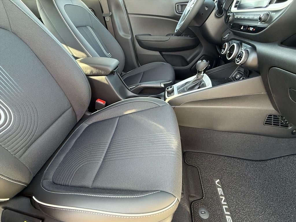 New 2026 Hyundai Venue SEL FWD image 10