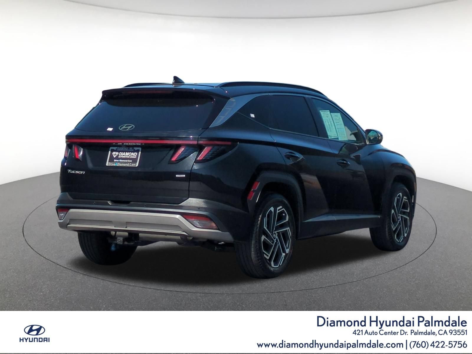 Certified 2025 Hyundai Tucson Limited AWD/4WD image 7