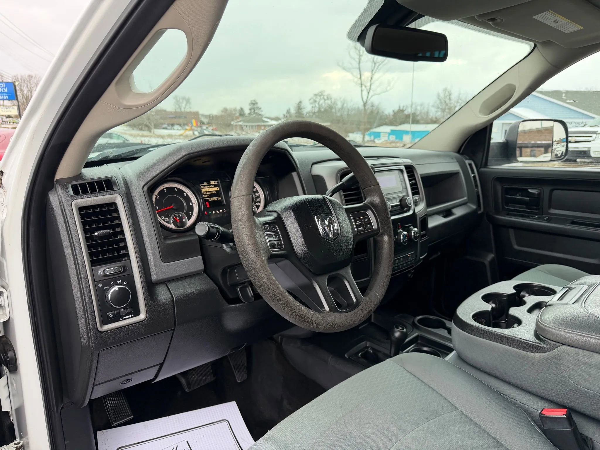 Used 2017 RAM 3500 Tradesman w/ Chrome Appearance Group image 10