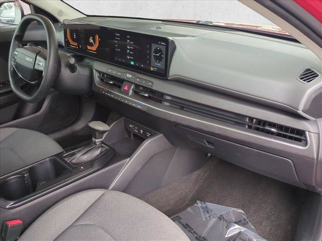Used 2025 Kia K4 FWD image 21