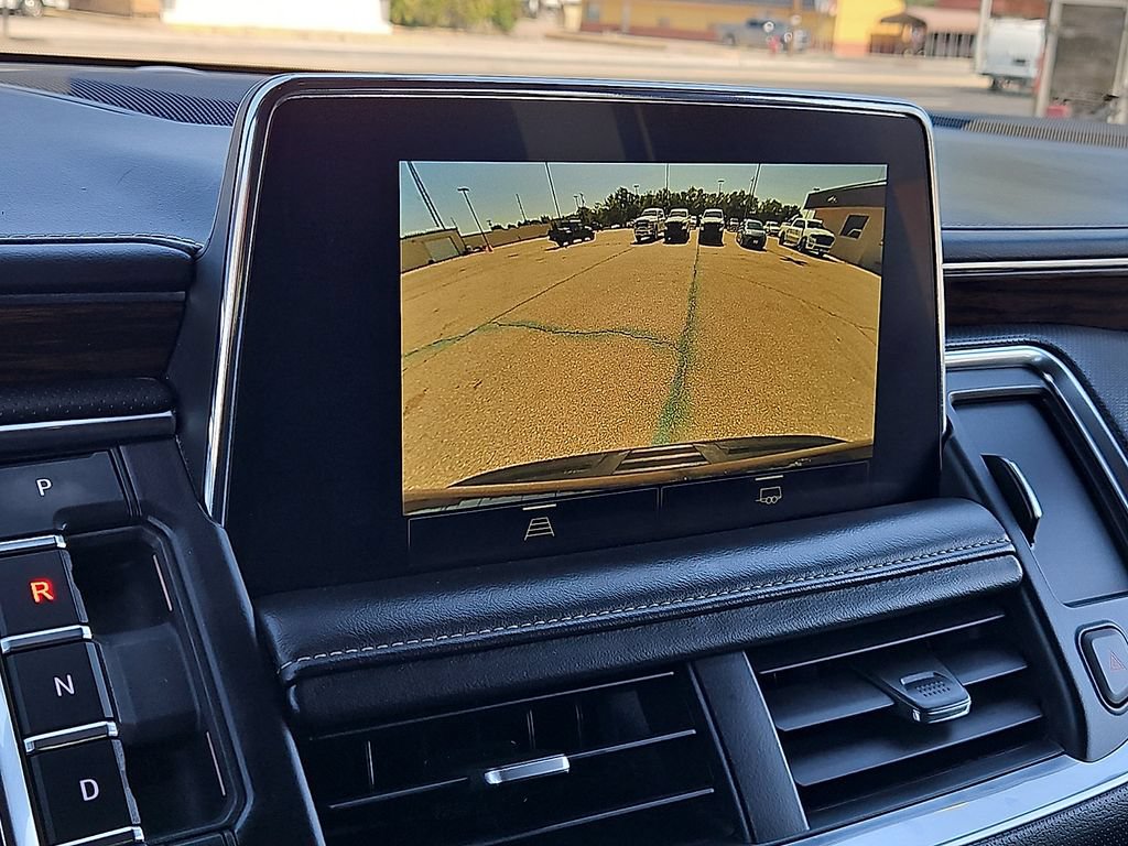 Used 2022 Chevrolet Suburban Premier RWD image 16