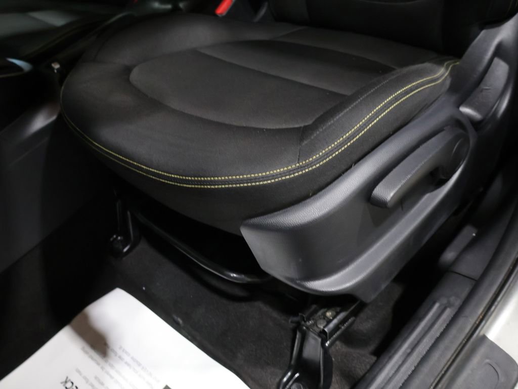 Used 2015 Kia Soul + image 12