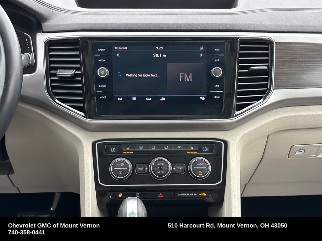 Used 2019 Volkswagen Atlas SEL R-Line AWD/4WD image 19