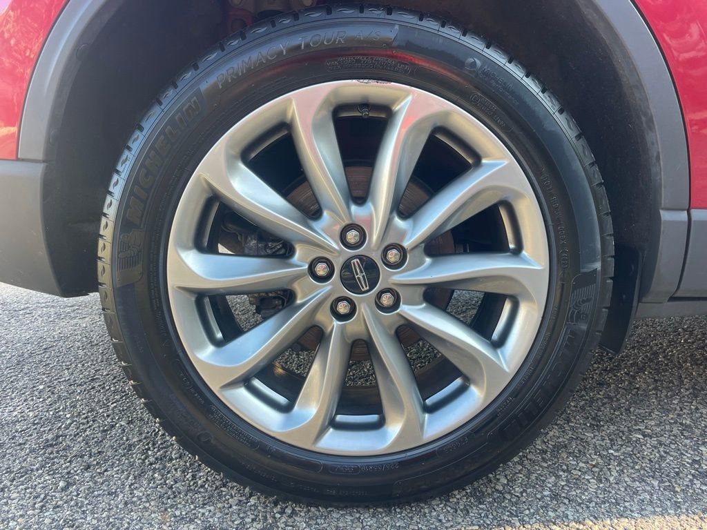 Used 2022 Lincoln Corsair AWD w/ Premium Package image 26