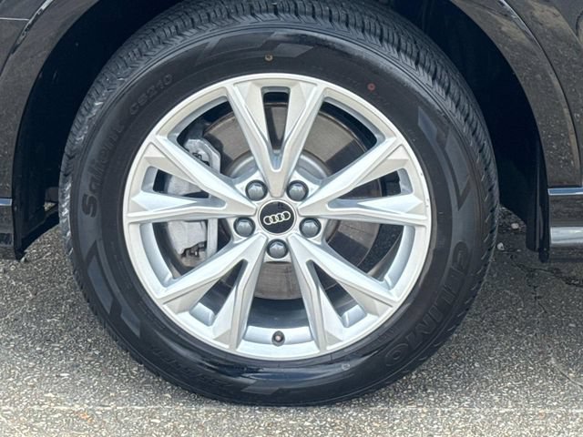 Used 2025 Audi Q3 2.0T Premium AWD/4WD image 4