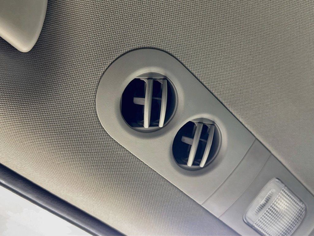 Used 2016 Honda Odyssey SE image 30