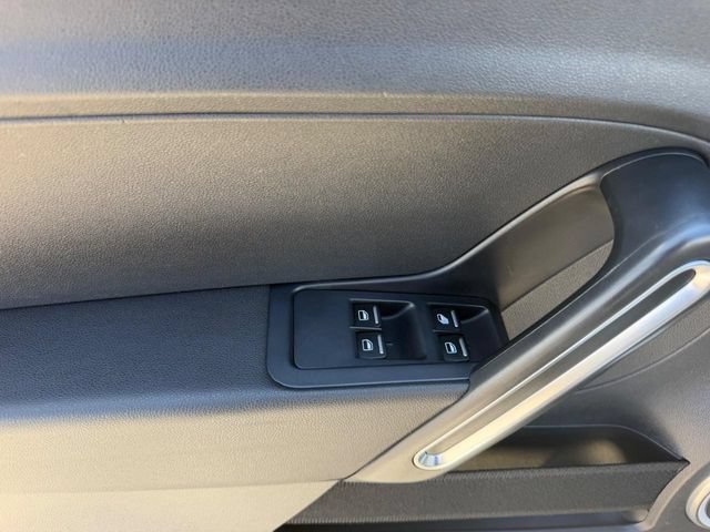 Used 2014 Volkswagen Beetle R-Line FWD image 20