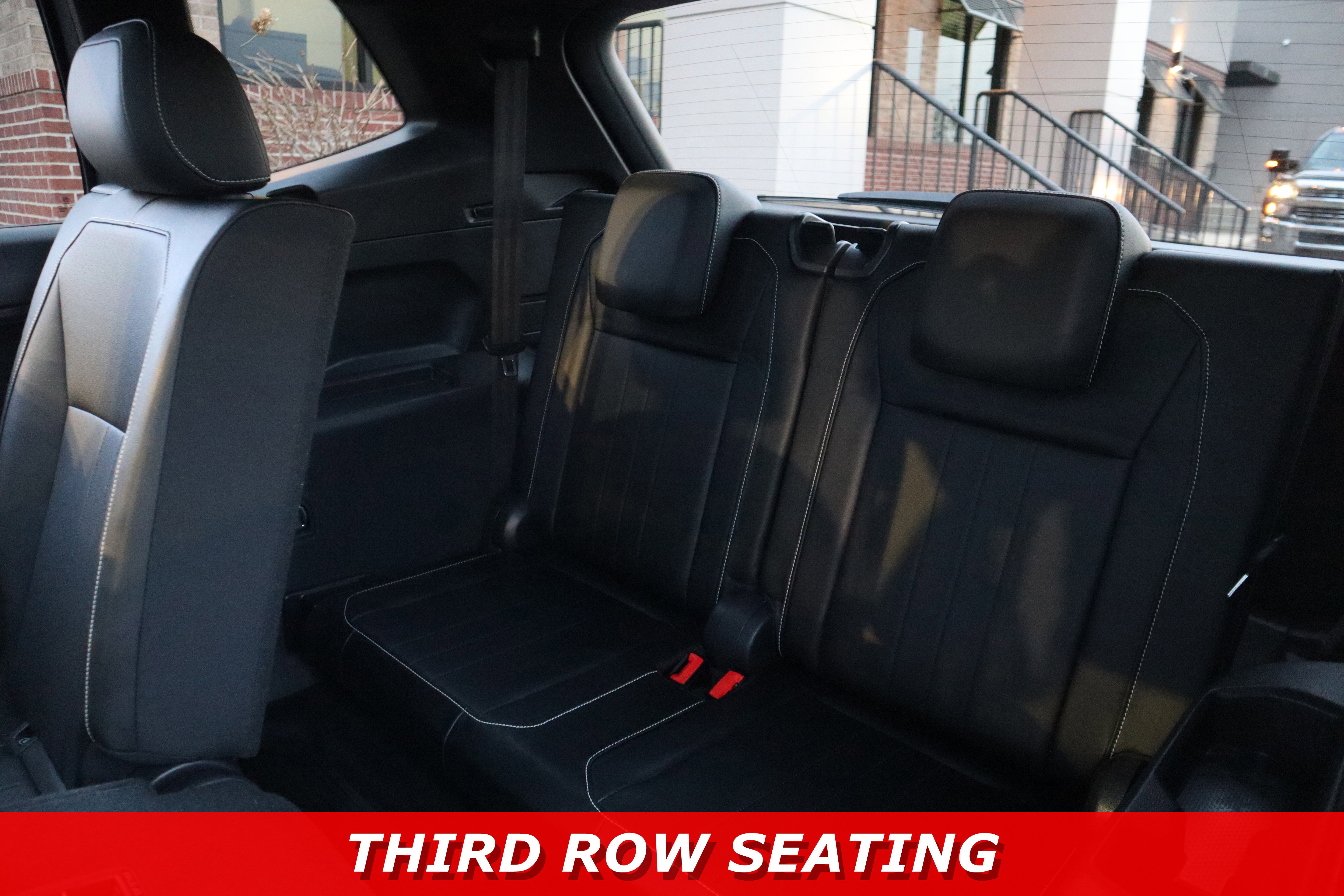 Used 2023 Volkswagen Tiguan SE R-Line image 29