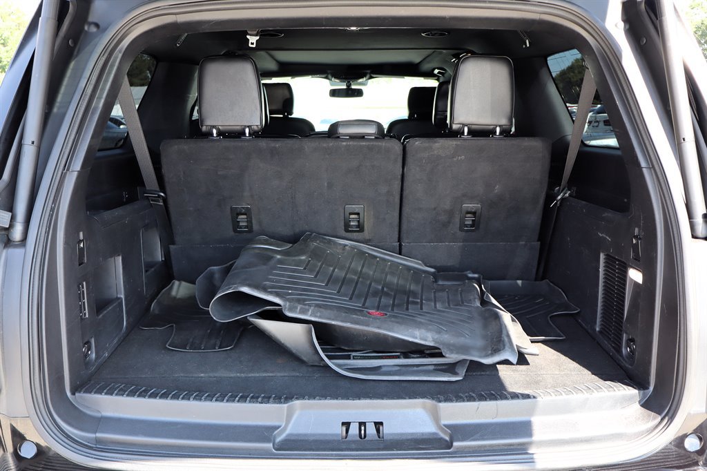Used 2018 Ford Expedition Max XLT w/ Equipment Group 202A AWD/4WD image 43