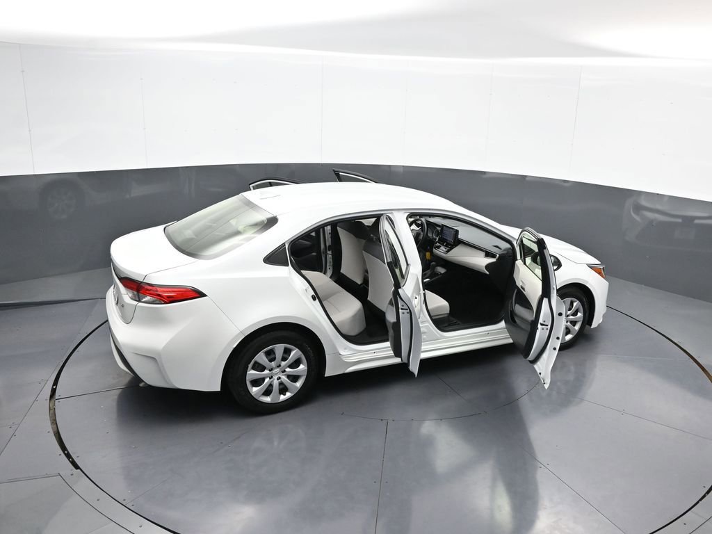 Certified 2022 Toyota Corolla LE FWD image 44
