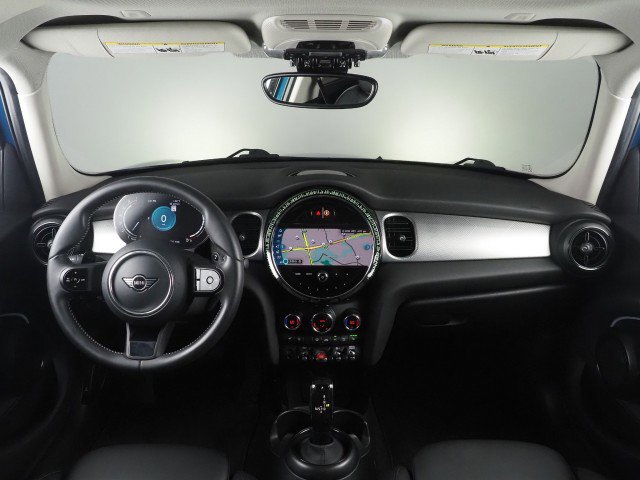 Used 2024 MINI Cooper S image 3