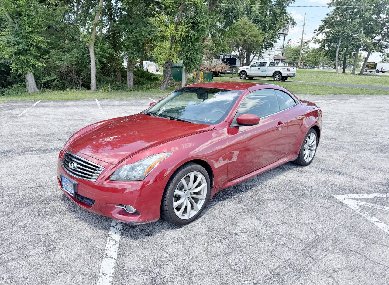 Used 2014 INFINITI Q60 Convertible w/ Premium Package RWD image 5