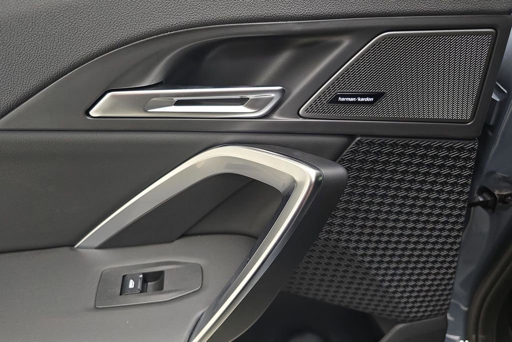 New 2026 BMW X2 xDrive28i w/ Technology Package AWD/4WD image 26