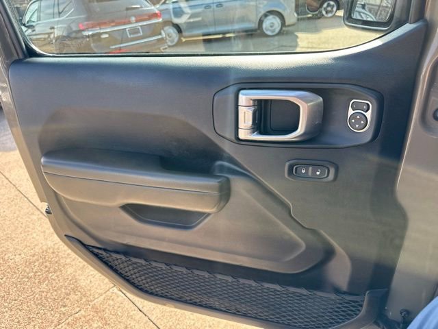 Used 2020 Jeep Gladiator Sport w/ Quick Order Package 24S AWD/4WD image 16