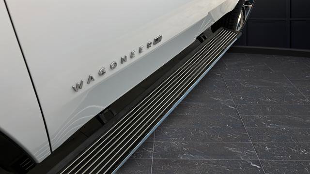 Used 2023 Jeep Wagoneer Series III w/ Premium Group I AWD/4WD image 37