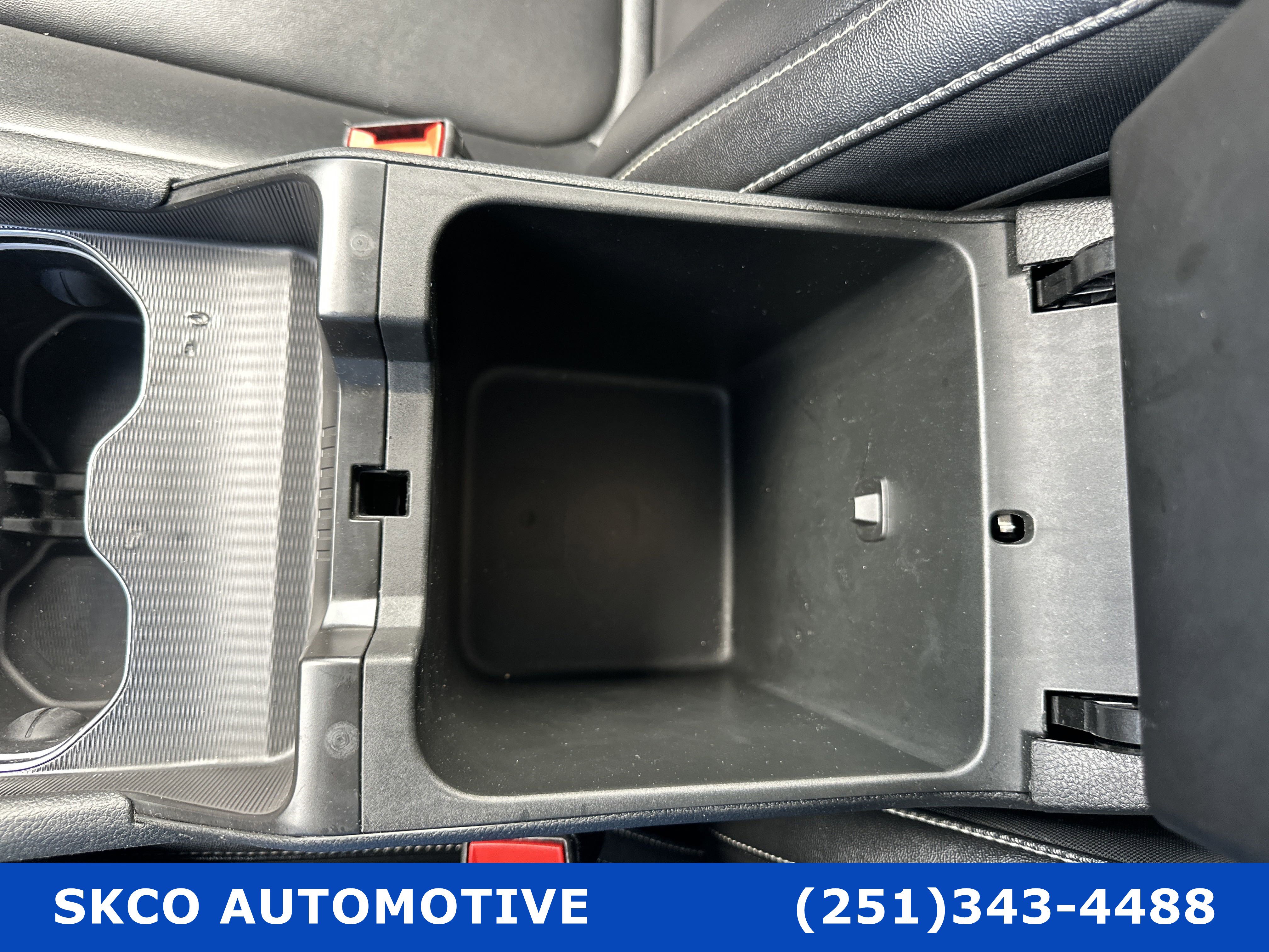 Used 2024 Jeep Grand Cherokee Limited image 25