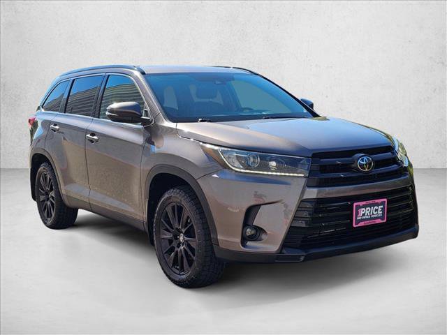 Used 2019 Toyota Highlander SE AWD/4WD image 3