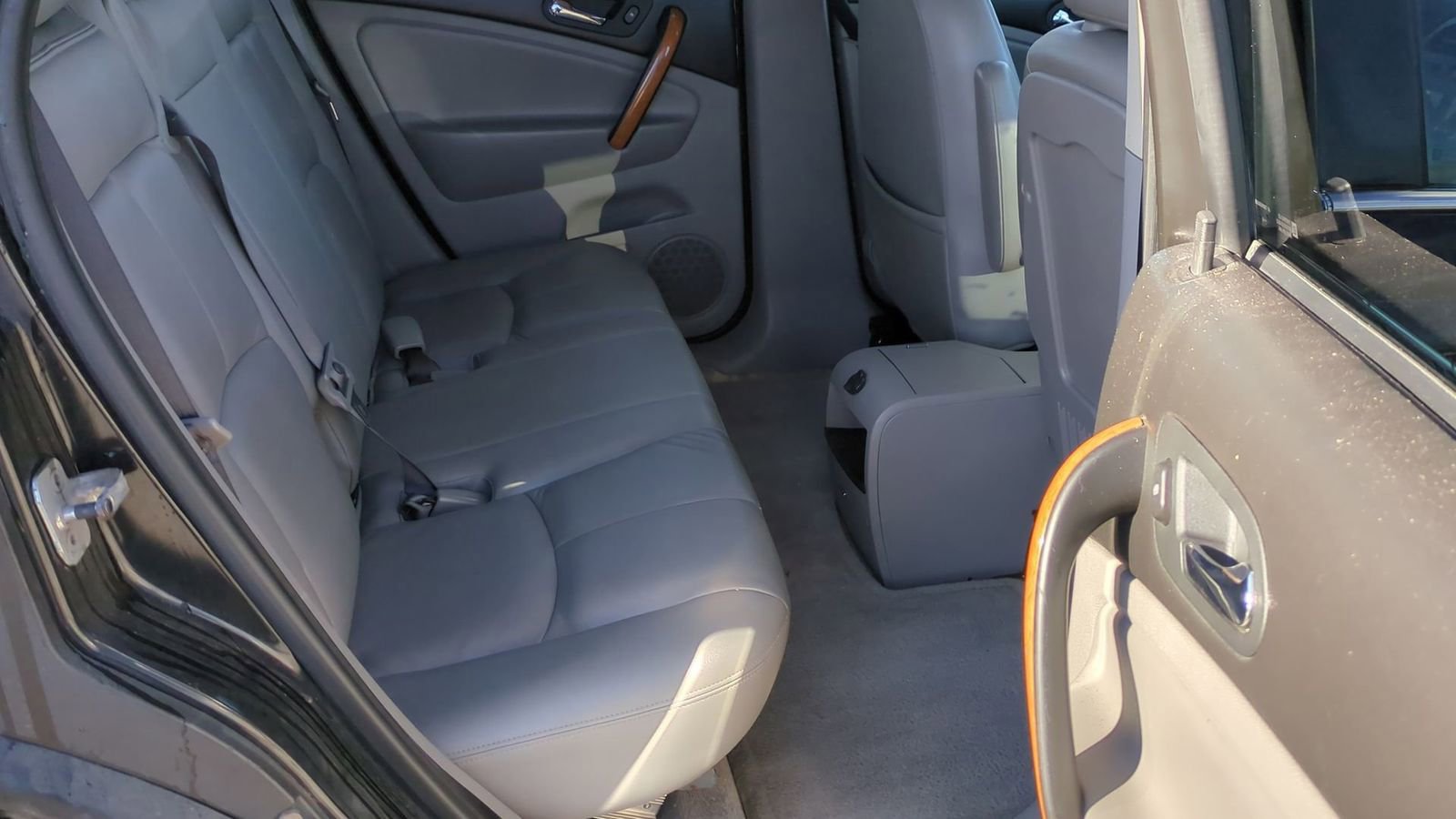 Used 2006 Saturn Vue AWD V6 w/ Sun & Sound Pkg image 8