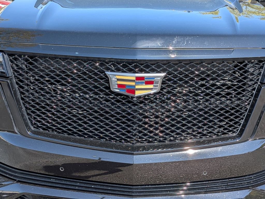 Used 2021 Cadillac Escalade ESV Sport Platinum image 10