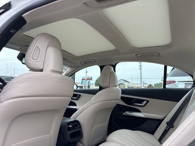 New 2025 Mercedes-Benz E 350 4MATIC Sedan image 11