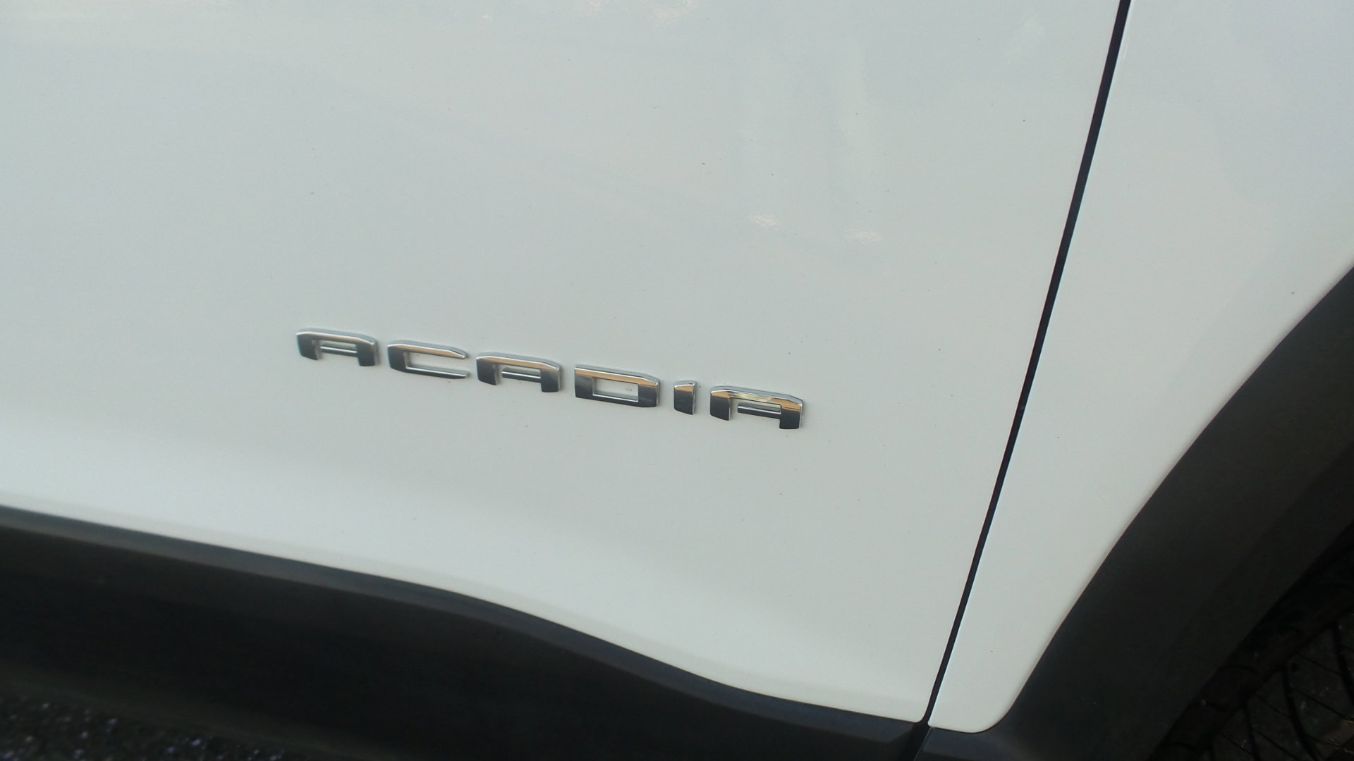 Used 2021 GMC Acadia SLE w/ Driver Convenience Package AWD/4WD image 3