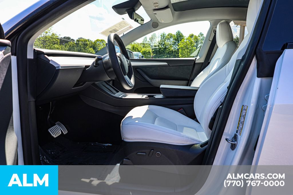 Used 2024 Tesla Model Y Performance AWD/4WD image 18