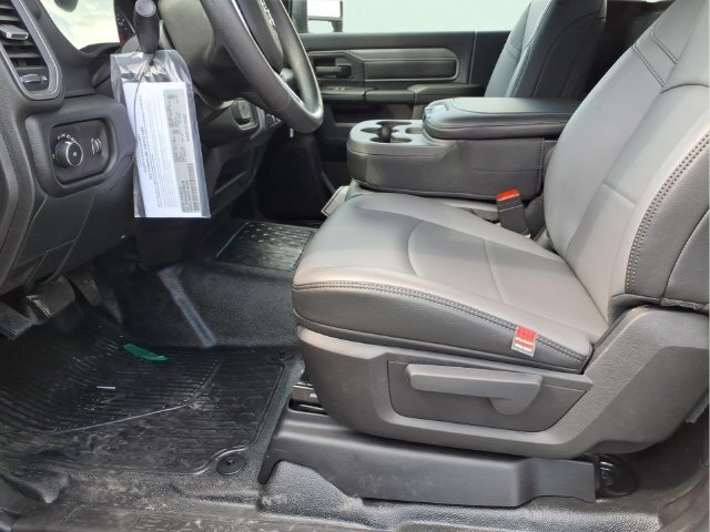 New 2027 RAM 4500 Tradesman AWD/4WD image 13
