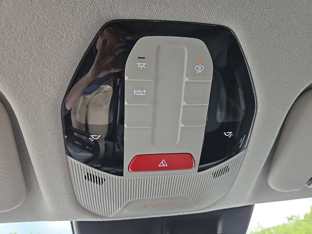 Certified 2025 Kia K4 FWD image 27