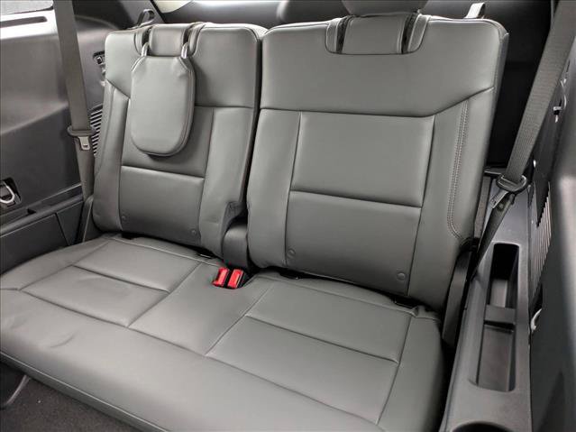 New 2026 Ford Explorer Active w/ Active Comfort Package AWD/4WD image 17