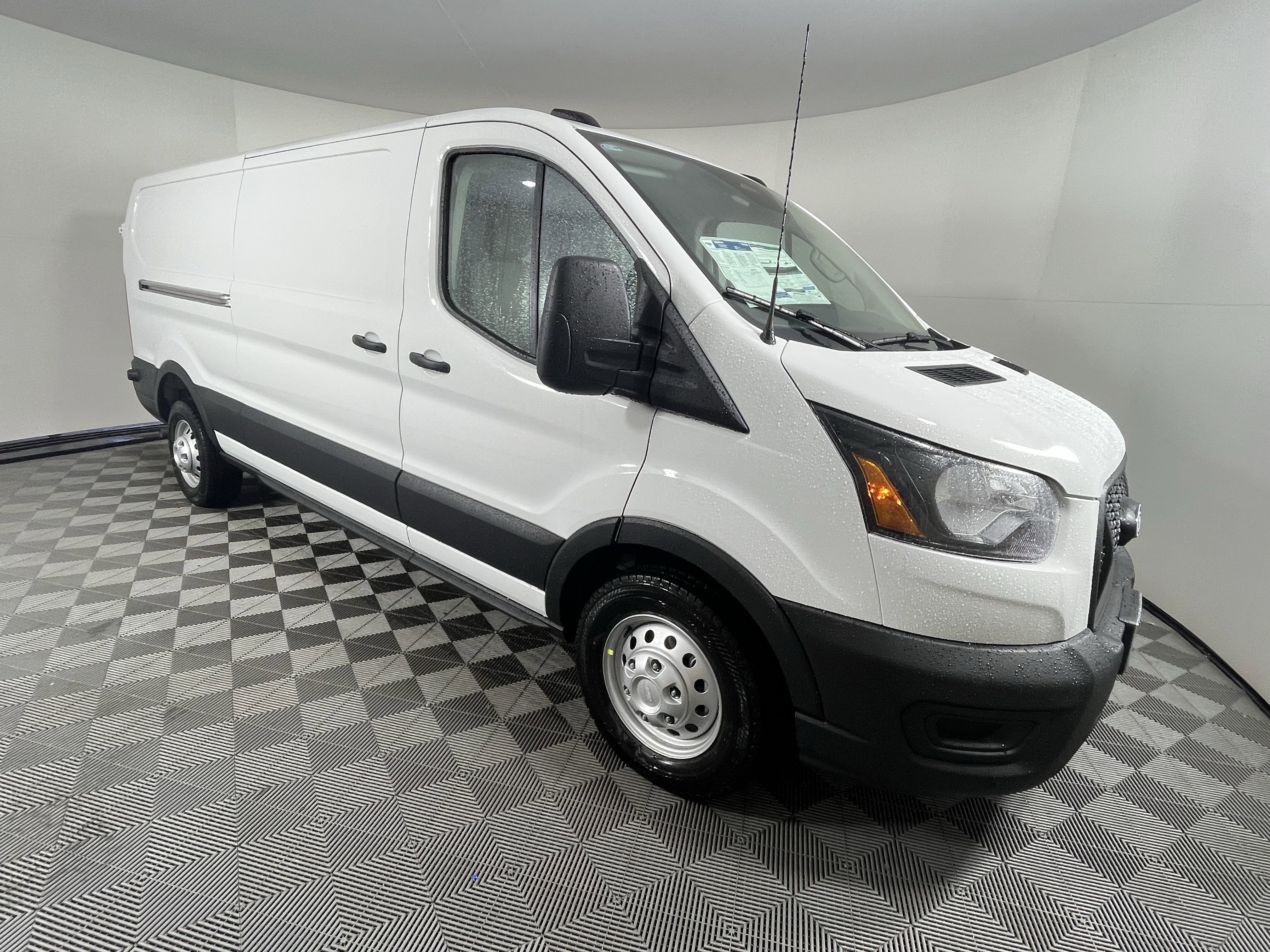 New 2026 Ford Transit 250 Low Roof AWD image 9