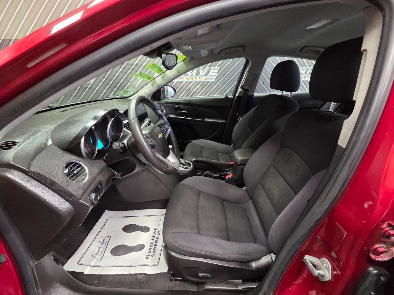 Used 2014 Chevrolet Cruze LT FWD image 18