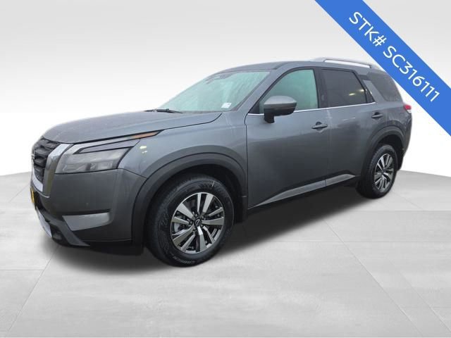 New 2025 Nissan Pathfinder SL image 3