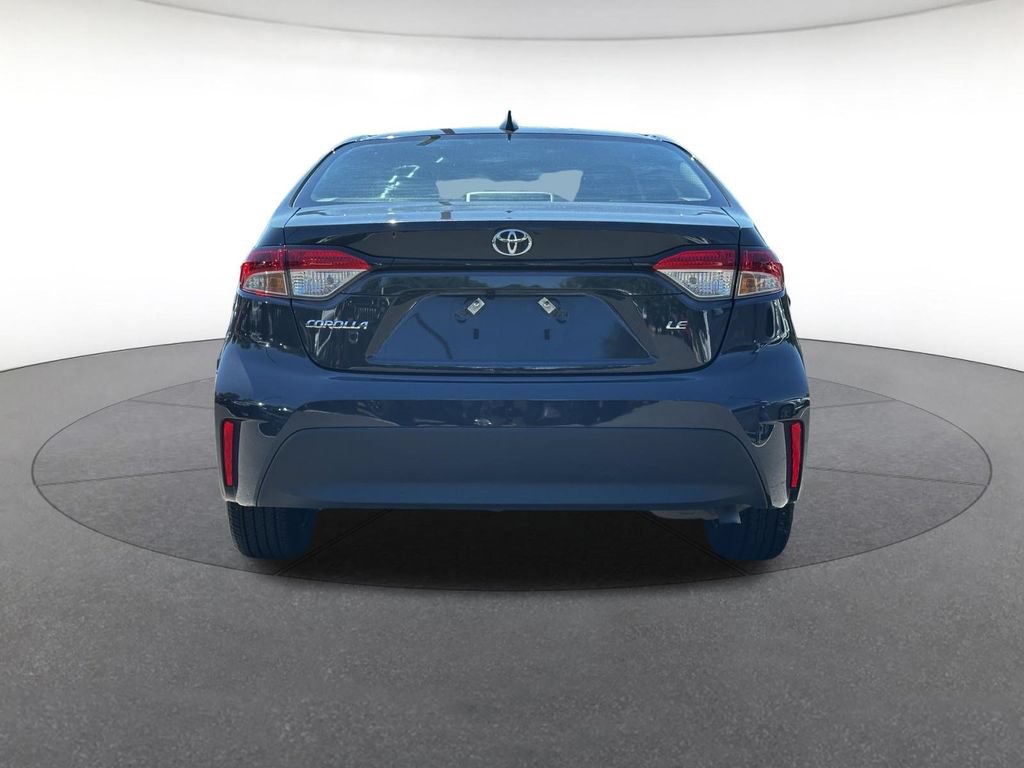 Used 2024 Toyota Corolla LE FWD image 4