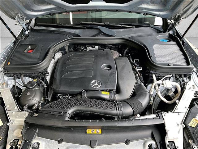 Used 2023 Mercedes-Benz GLC 300 4MATIC Coupe image 11