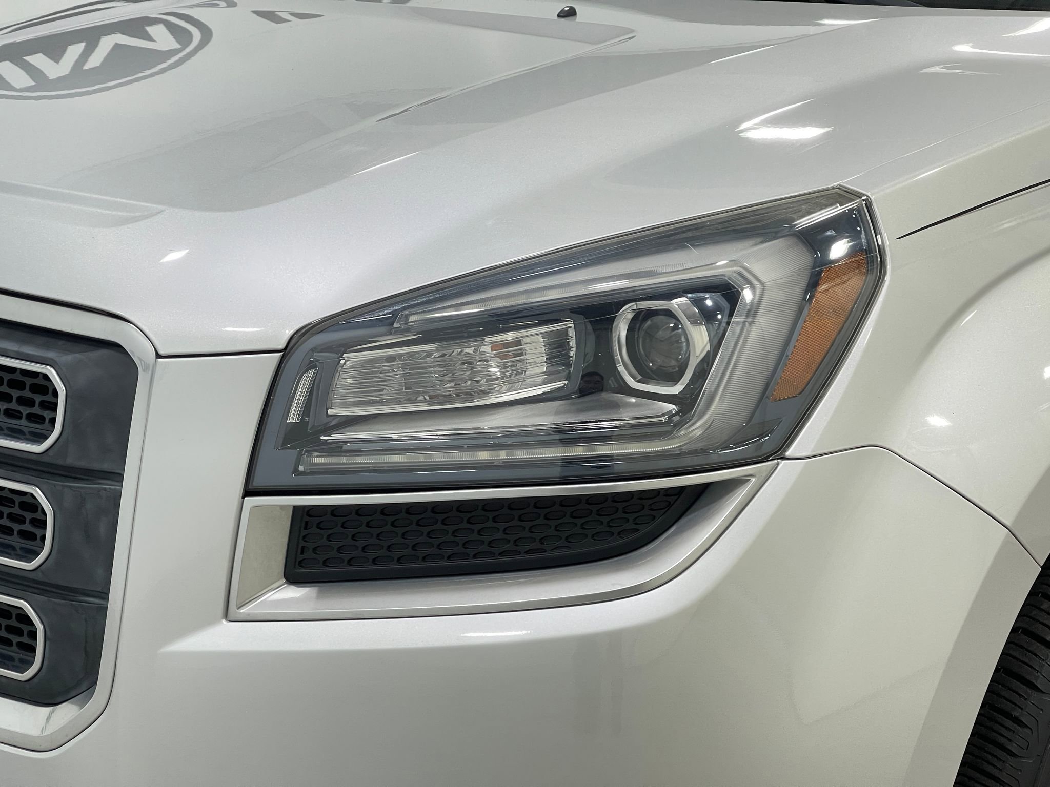 Used 2017 GMC Acadia Limited SLT FWD image 34