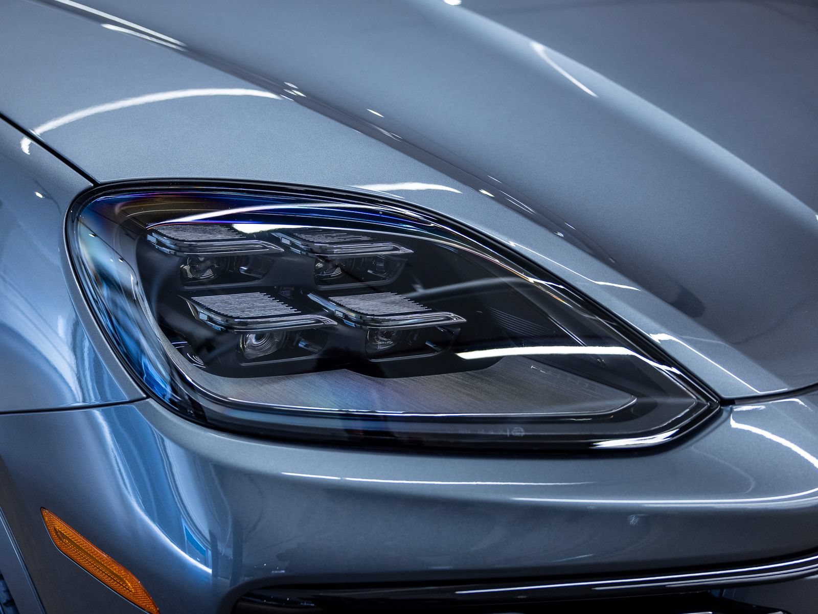 New 2026 Porsche Cayenne Coupe AWD/4WD image 14