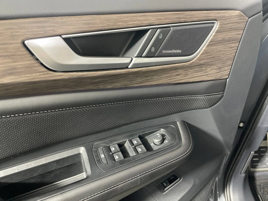 New 2026 Volkswagen Atlas SEL Premium R-Line AWD/4WD image 9