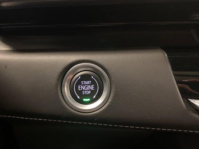 Used 2021 Cadillac Escalade Premium Luxury Platinum w/ Heavy-Duty Trailer Package image 16