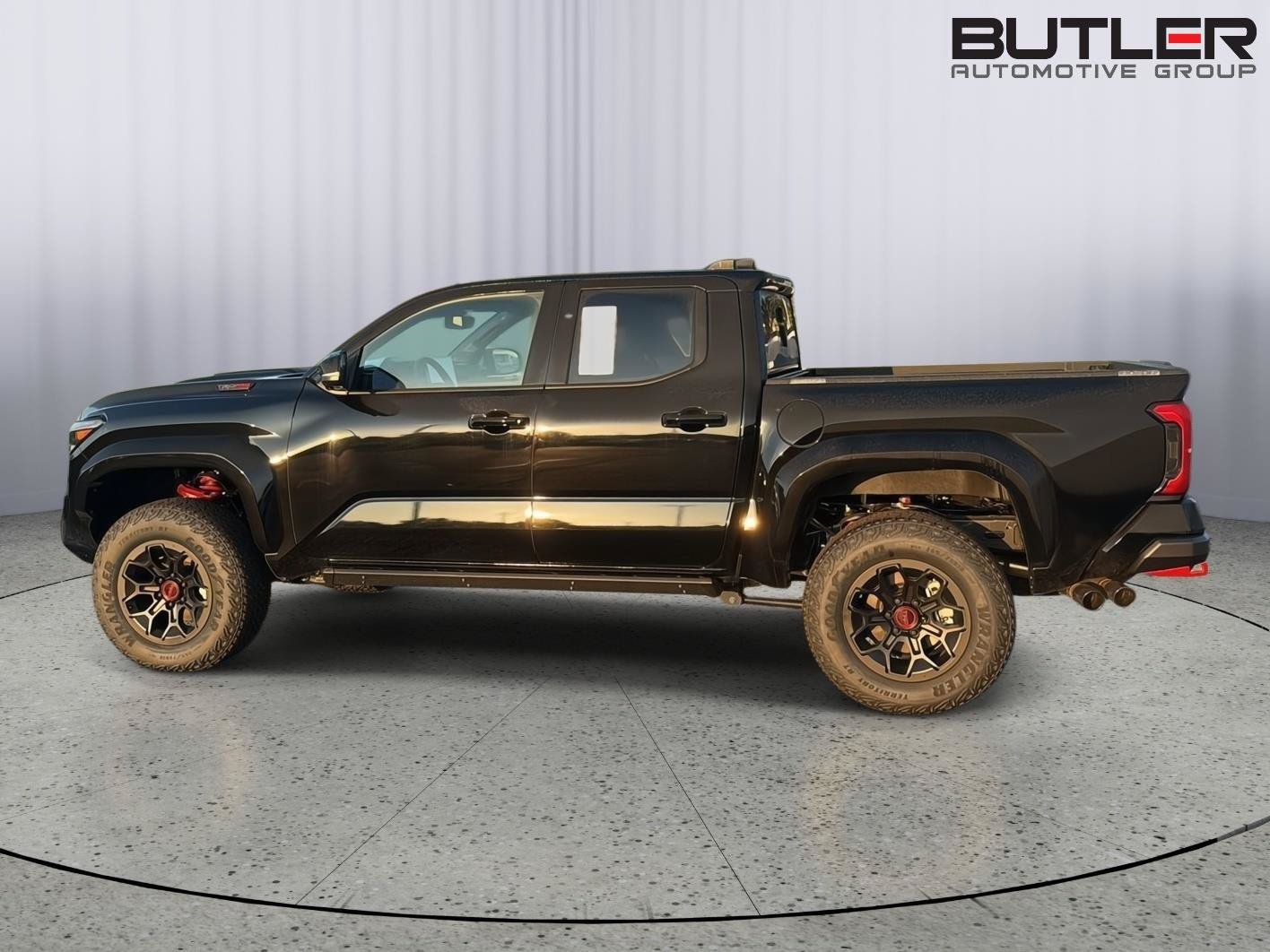 New 2026 Toyota Tacoma TRD Pro AWD/4WD image 3