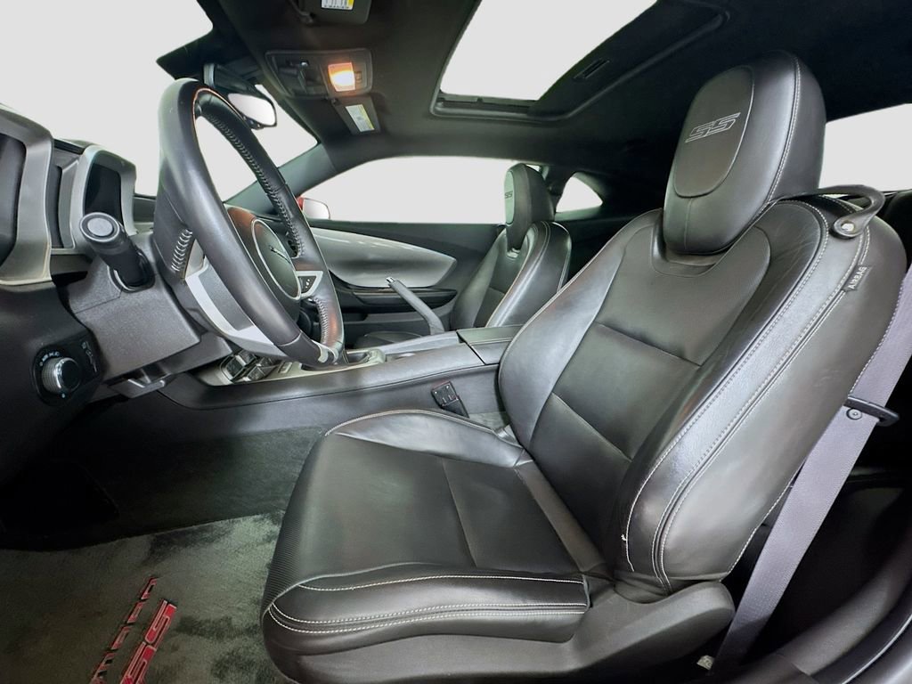 Used 2011 Chevrolet Camaro SS w/ RS Package RWD image 10