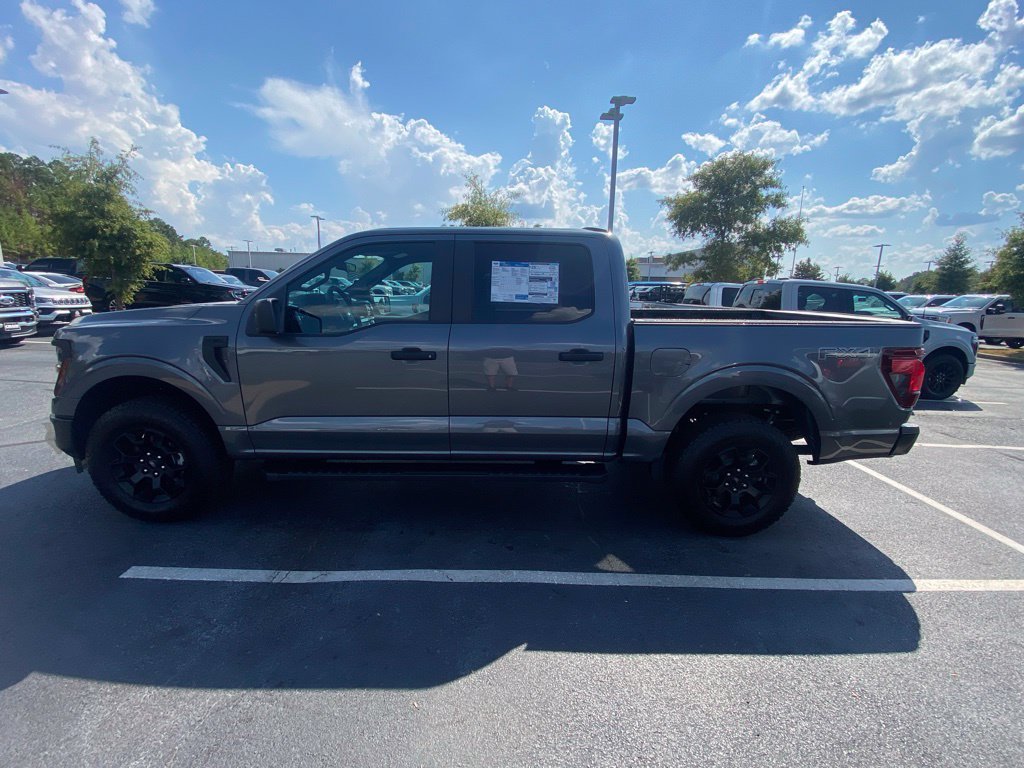 New 2026 Ford F150 STX w/ Equipment Group 201A FX4 AWD/4WD image 4