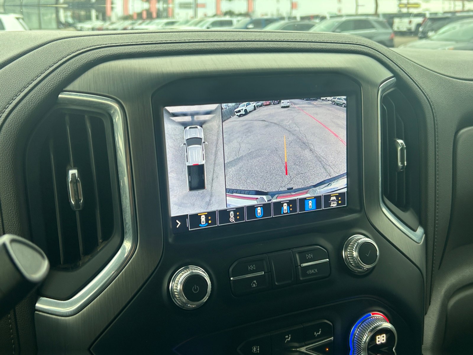 Used 2021 GMC Sierra 3500 Denali w/ Technology Package image 15